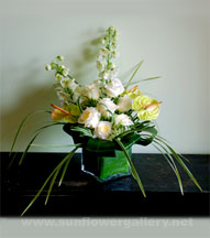 sympathy-vase-flowers