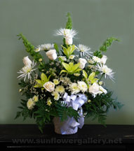 white-funeral-spray